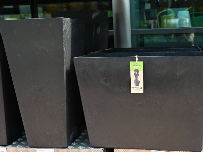 Trpežne zunanje posode so odporne na mraz in sonce