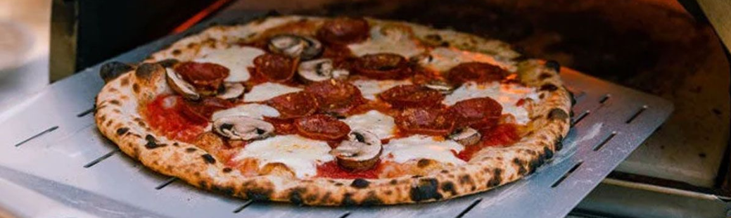 Peči za pico: Kako speči popolno pico kar doma?