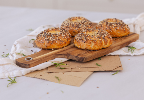 Proteinske skutne bagel štručke