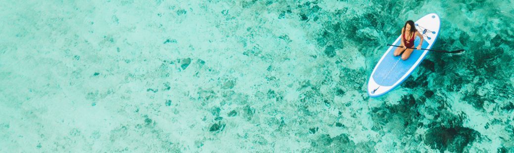 SUP deske – za mirno veslanje, aktivno rekreacijo in poletne dogodivščine na vodi