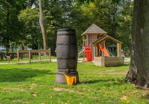 Zbiralniki deževnice – kako izbrati pravega za vaš dom in vrt