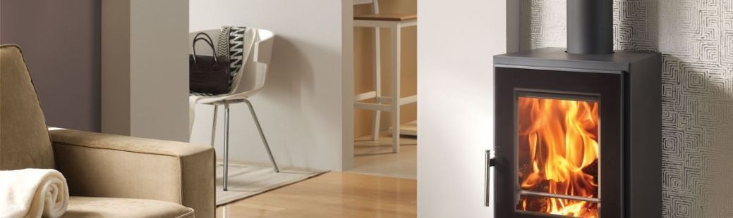 Kamin na drva – tradicija in toplina v vašem domu