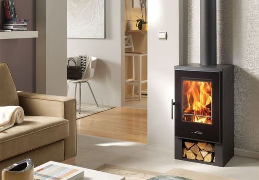 Kamin na drva – tradicija in toplina v vašem domu