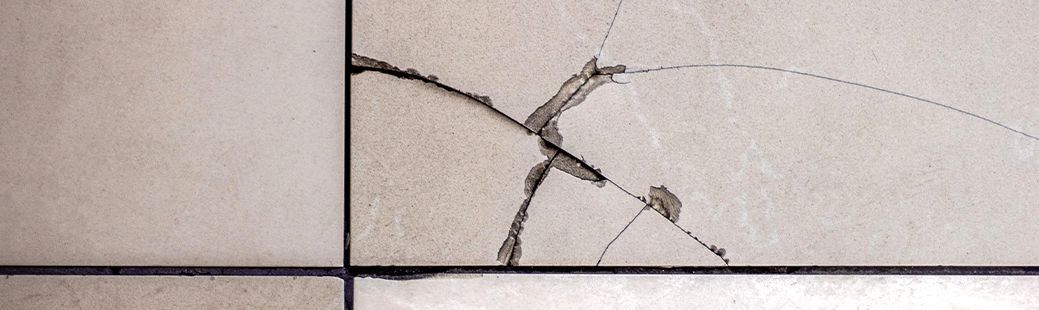 Kako zamenjati počene ploščice?