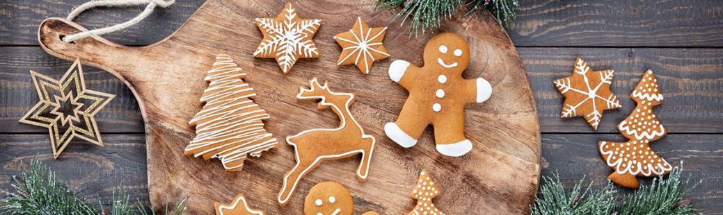 Praznično okraševanje slaščic