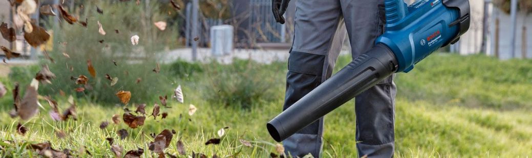 Puhalnik listja – praktičen pomočnik za urejen vrt