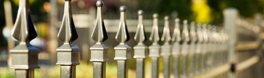 Vrtne ograje: Vodnik, ki pomaga pri dobri izbiri