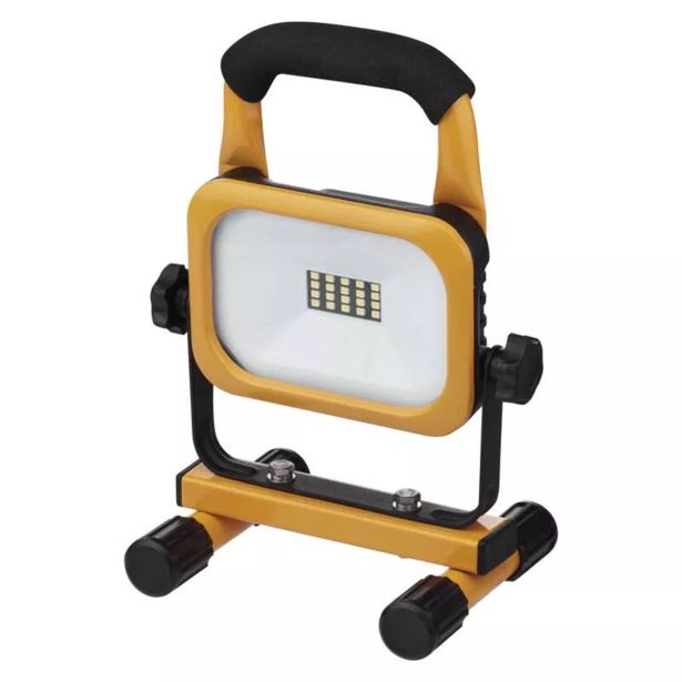 PRENOSNI REFLEKTOR EMOS 10W AKU SMD