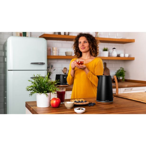 GRELNIK VODE CECOTEC THERMOSENSE 400 BLACK WOODY