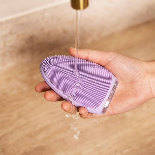 APARAT ZA NEGO TELESA SILK'N ŠČETKA ZA ČIŠČENJE OBRAZA PURPLE