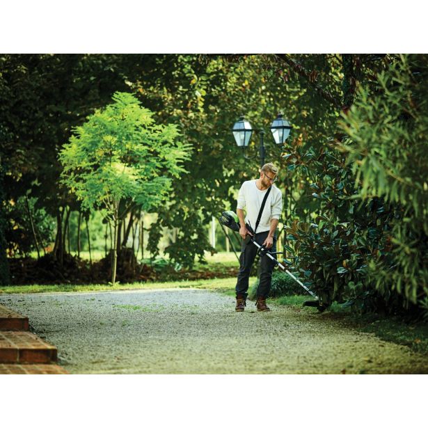 AKUML. KOSILNICA Z NITKO GREENWORKS 80V KROŽNI ROČAJ BREZ BATERIJE IN POLNILNIKA