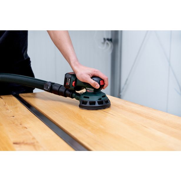 AKU. ROTACIJSKI BRUSILNIK METABO POWERMAXX SXA 12-125 BL