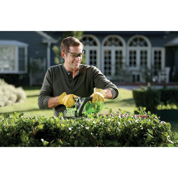 AKUMULATORSKE ŠKARJE ZA ŽIVO MEJO 61 CM GREENWORKS 40V BREZ BATERIJE IN POLNILNIKA G40HT61