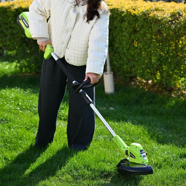 AKUML. KOSILNICA Z NITKO KIACATU 40V Z 4AH BATERIJO IN POLNILNIKOM ENOROČAJNA