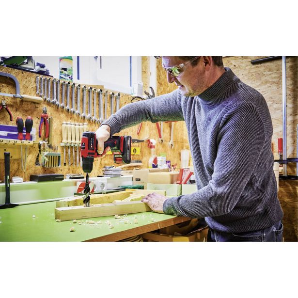 AKUMULATORSKI VRTALNIK EINHELL TE-CD 18/40 LI BL 2X18V 2AH; KOVČEK