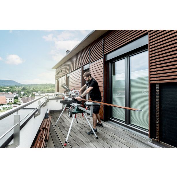 AKUMUL. ZAJERALNA ŽAGA METABO KGS 18 LTX BL 216