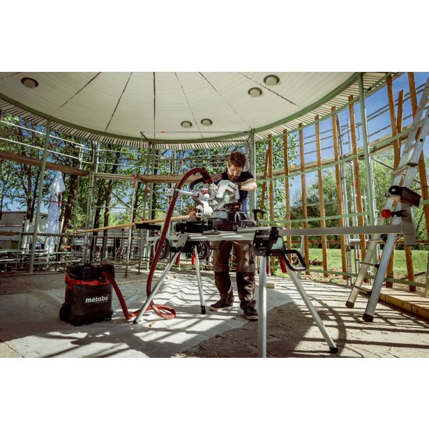 AKUMUL. ZAJERALNA ŽAGA METABO KGS 18 LTX BL 254