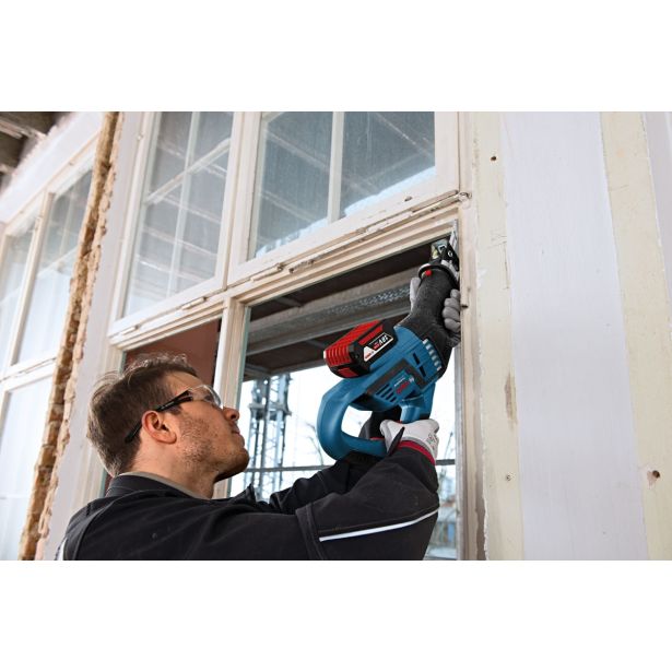 AKUMUL. ŽAGA LISIČJI REP BOSCH GSA 18V-32 SOLO