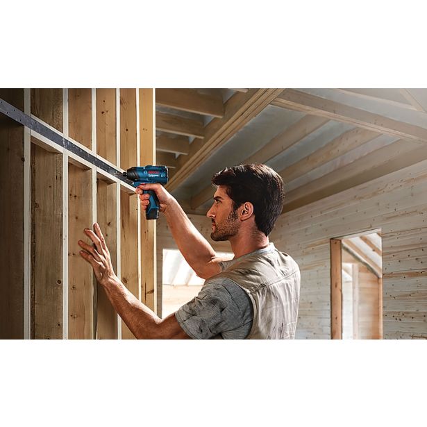 AKUMULAT. UDARNI VIJAČNIK BOSCH PROFESSIONAL GDR 120-LI