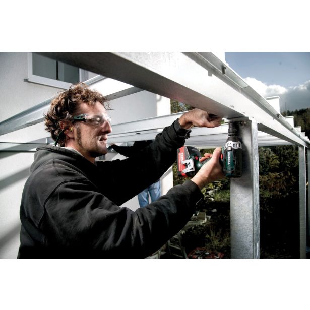 BATERIJSKI UDARNI VIJAČNIK METABO SSW 18 LTX 200