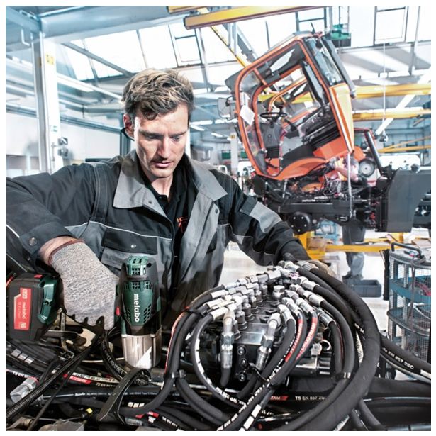 BATERIJSKI UDARNI VIJAČNIK METABO SSW 18 LTX 600