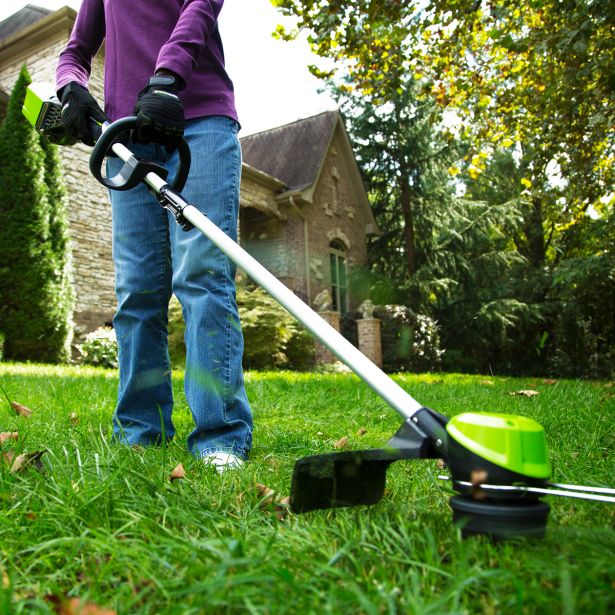 AKUMULATORSKA KOSILNICA 60V 51 CM + AKUMULATORSKA KOSILNICA Z NITKO GREENWORKS 60V + 4AH BATERIJA S POLNILNIKOM