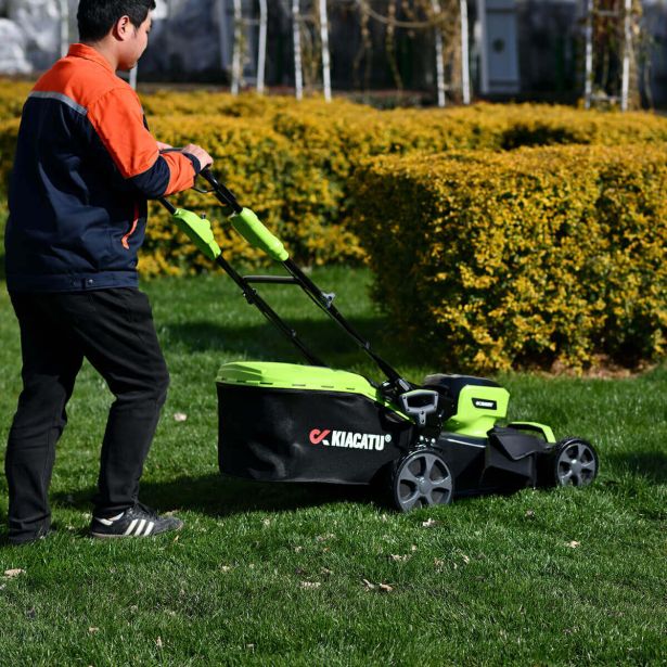 AKUMULATORSKA KOSILNICA KIACATU 40V 46CM Z 4AH BATERIJO IN POLNILNIKOM SAMOHODNA