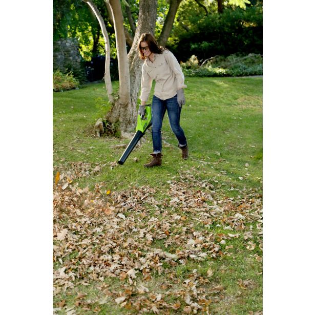 AKUMULATORSKI PUHALNIK GREENWORKS 40V 2AH AKSIALNI Z BATER. IN POLNILNIKOM