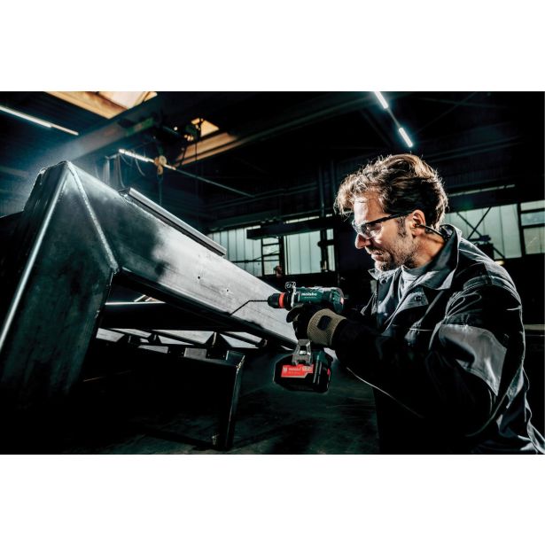 BATERIJSKI VRTALNIK - VIJAČNIK METABO BS 18 LTX-3 BL Q I