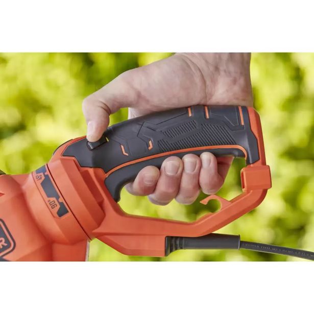 ELEKTRIČNE ŠKARJE ZA ŽIVO MEJO BLACK & DECKER BEHTS551 650W, 60CM