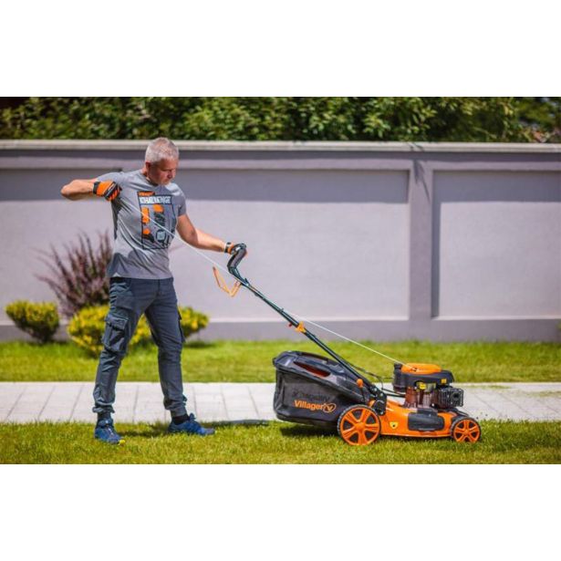 BENCINSKA KOSILNICA VILLAGER ATLAS 5111T VILLAGER