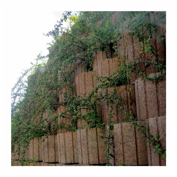 BETONSKI IZDELEK JARC ŠKARPNICA FI 35/20 RJAVA