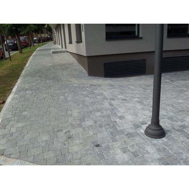 BETONSKI TLAKOVEC OBLAK GROUP LA PIAZZA MIX 04 SIV, ČRN