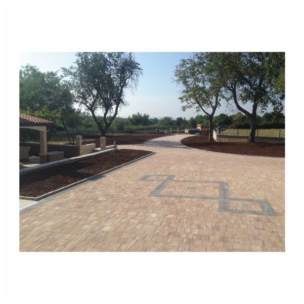 BETONSKI TLAKOVEC OBLAK GROUP VIA APPIA MIX 28 GRAN CANARIA-RJAV, BEL, PEŠČEN