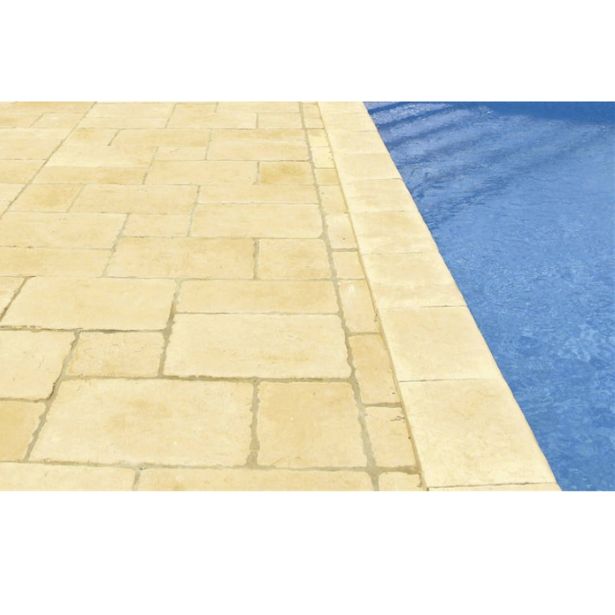 BETONSKA PLOŠČA SEMMELROCK BRADSTONE OLD TOWN BAZEN 45/30/3.8-4.4 CM. PEŠČENA