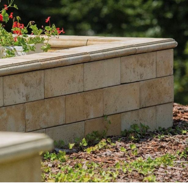 BETONSKI IZDELEK SEMMELROCK BRADSTONE TRAVERO ZID OSN 40/20/15 CM PEŠČENA MEL.
