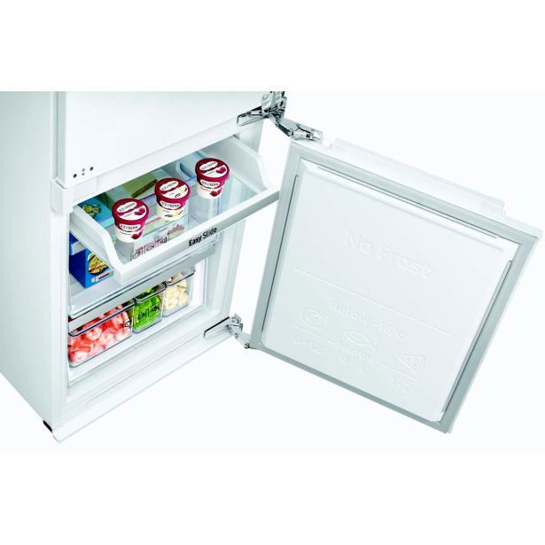 HLADILNIK IN ZAMRZOVALNIK SAMSUNG BRB260131WW/EF