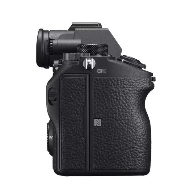 BREZZRCALNI FOTOAPARAT SONY ILCE7M3KB.CEC ALPHA7 III OBJEKTIV Z ZOOMOM 28-70MM