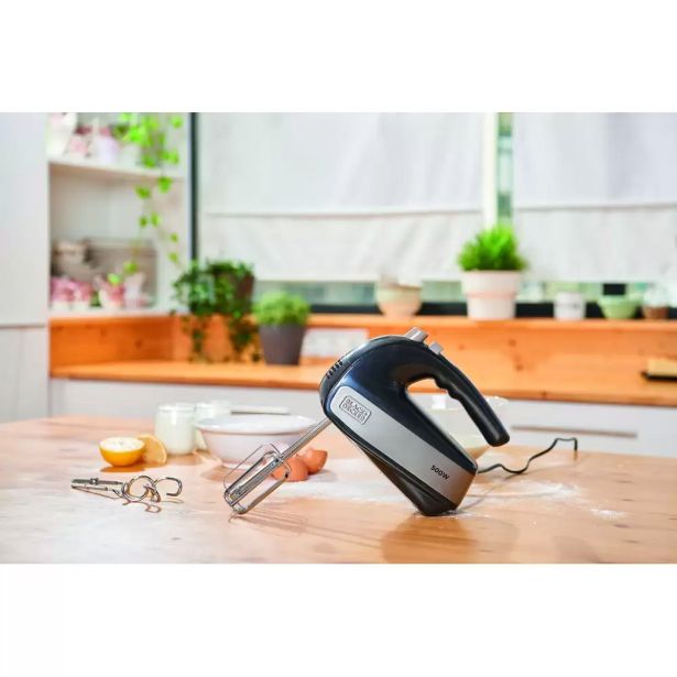 ROČNI MEŠALNIK BLACK & DECKER BXMX500E