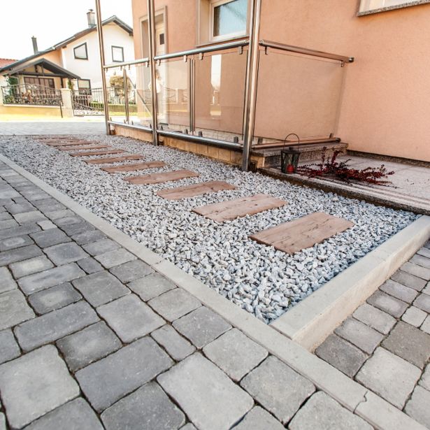 BETONSKI TLAKOVEC SEMMELROCK CASTELLO ANTICO 18.7.12.5/6 CM SIVONIANS.