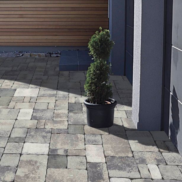 BETONSKI TLAKOVEC SEMMELROCK CASTELLO ANTICO BREZ IMITAC. 25 CM LAVA SIV