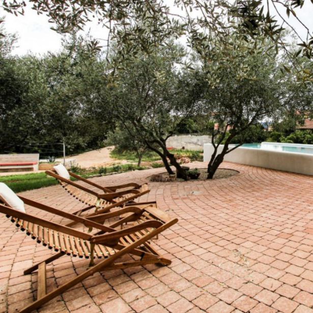 BETONSKI TLAKOVEC SEMMELROCK CASTELLO ANTICO Z IMITAC. 12.5/12.5/6 CM. ORANŽNA