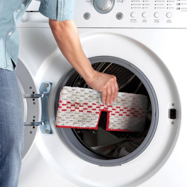 ČISTILEC ZA POD VILEDA PROMIST MAX SPRAY PREVLEKA ZA TALNI ČISTIL.