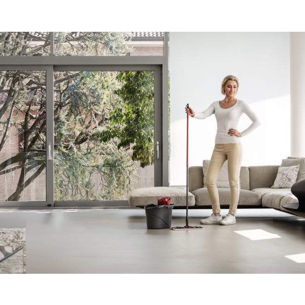 PRIPOMOČEK ZA ČIŠČ. TAL VILEDA ULTRAMAX KOMPLET Z DRŽALOM+VEDRO Z OŽEMAL.