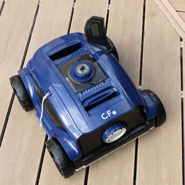 ČISTILNI PRIBOR CF GROUP BREZŽIČNI AVTOMATSKI CF 100 CL