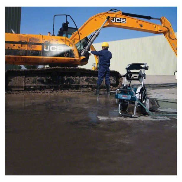 ČISTILNIK NA VROČO VODO BOSCH GHP 8-15XD 4000W