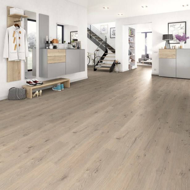 LAMINAT, 8MM, 32. RAZRED EGGER HOME CLASSIC MUROM HRAST EHL135