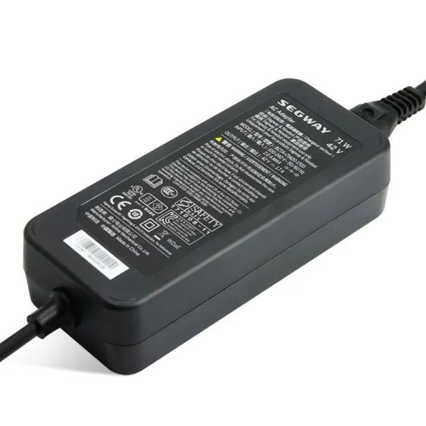 POLNILEC ZA E-SKIRO SEGWAY 71W
