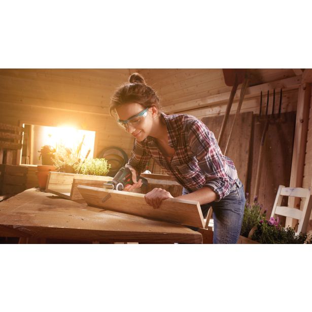 AKUMULATORSKA ŽAGA BOSCH NANOBLADE EASYCUT 12 (BREZ BATERIJE IN POLNILCA)