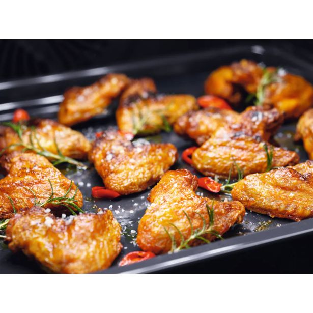 VGRADNA PEČICA EEC2400EOX